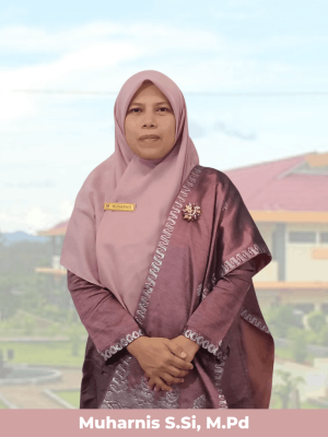 Muharnis S.Si, M.Pd
