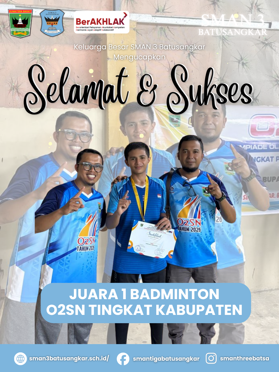 Dominasi Lapangan Bulu Tangkis: Arlan Stevegan Sabet Juara 1 O2SN Cabang Badminton Tingkat Kabupaten Tanah Datar