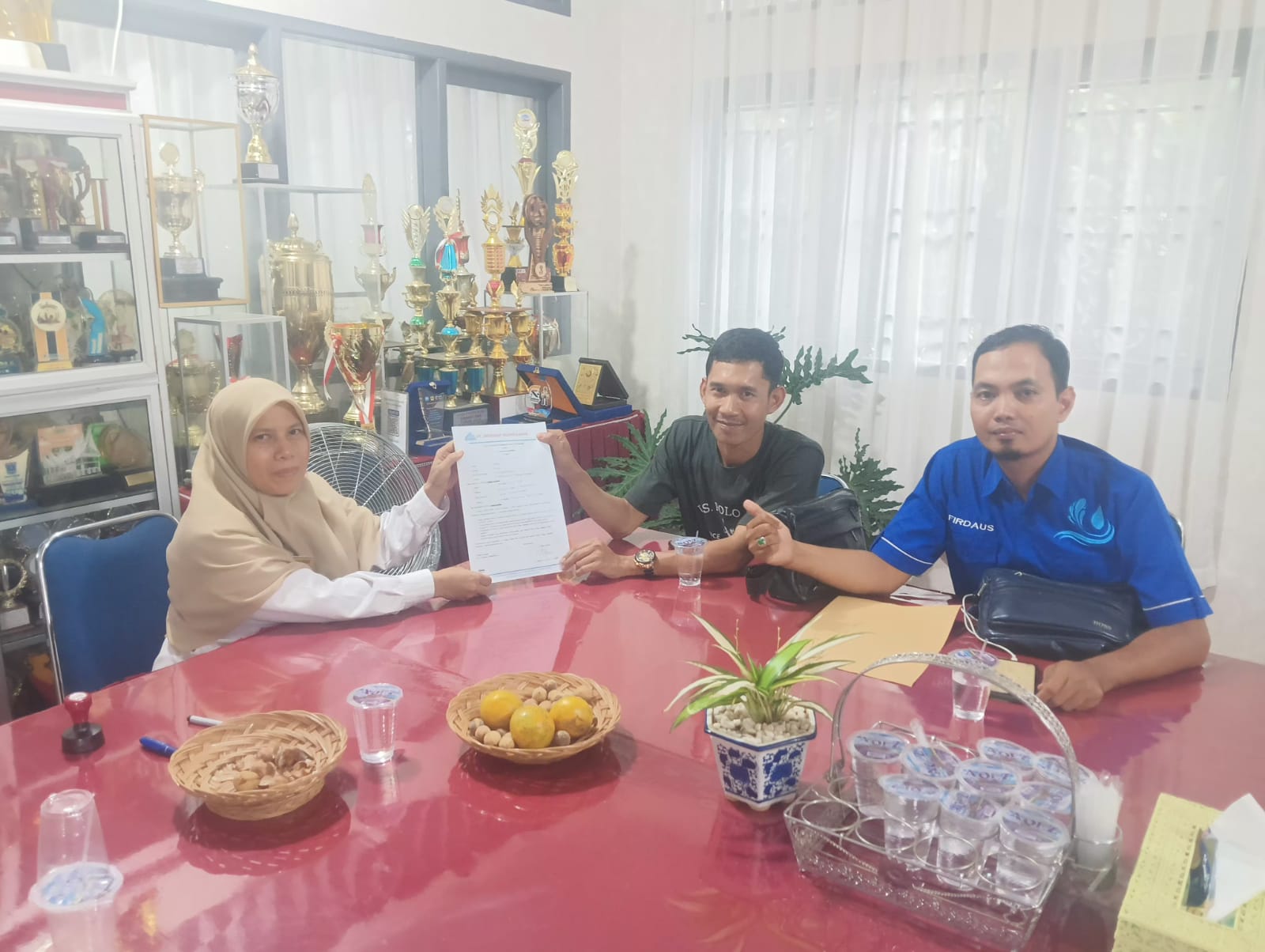🤝 SMAN 3 Batusangkar Jalin Kerja Sama Strategis dengan PT AMIA, Hadirkan Air Minum Kemasan Berlabel Sekolah 🤝 SMAN 3 Batusangkar Jalin Kerja Sama Strategis dengan PT AMIA, Hadirkan Air Minum Kemasan Berlabel Sekolah